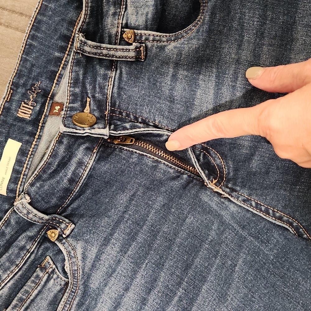 Kut from the Kloth Distressed Denim Cropped Jeans - Picture 7 of 10